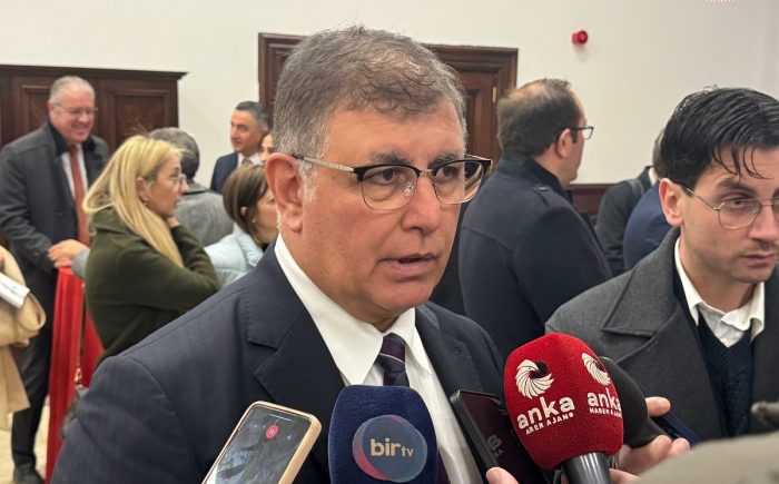 İzmir Büyükşehir Belediye Başkanı Tugay: İzmir her zaman depreme hazır olması gereken bir kent