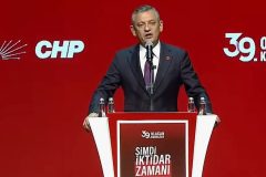 Özgür Özel: “Bu komisyona ne katılmamızla Kürt olmayan vatandaşlara bir kötülük yaptık, ne de komisyonun son seyahatine katılmamızla Kürt arkadaşlarımıza karşı olumsuz bir tutum içinde olduk”