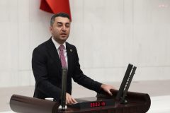 CHP’li Avşar, Bakan Kurum’a deprem konutlarını sordu: “Açıklanan ödeme planında yer almayan iş yeri borçlandırmasına ilişin bir plan var mıdır?”