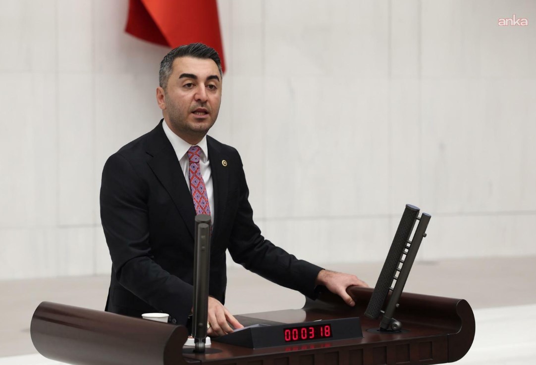 CHP’li Avşar, Bakan Kurum’a deprem konutlarını sordu: “Açıklanan ödeme planında yer almayan iş yeri borçlandırmasına ilişin bir plan var mıdır?”