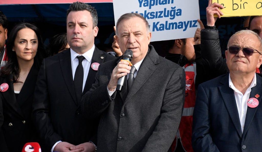 Gökan Zeybek: Bu süreç, siyaseti yargıyla dizayn etme çabasıdır