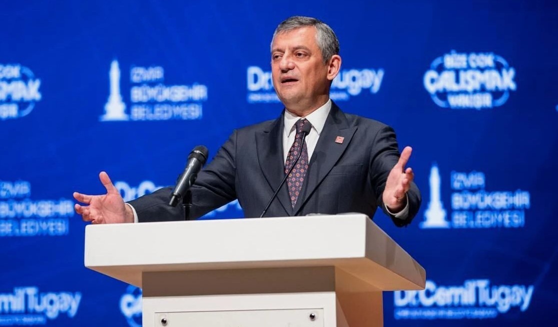 Özgür Özel: “Eğer İzmir AK Parti’de olsaydı; Pasaport İskelesi Ensar Vakfı’na, Karşıyaka İskelesi TÜGVA’ya, Asansör Okçular Vakfı’na, Paraşüt Kulesi İlim Yayma Vakfı’na verilirdi”