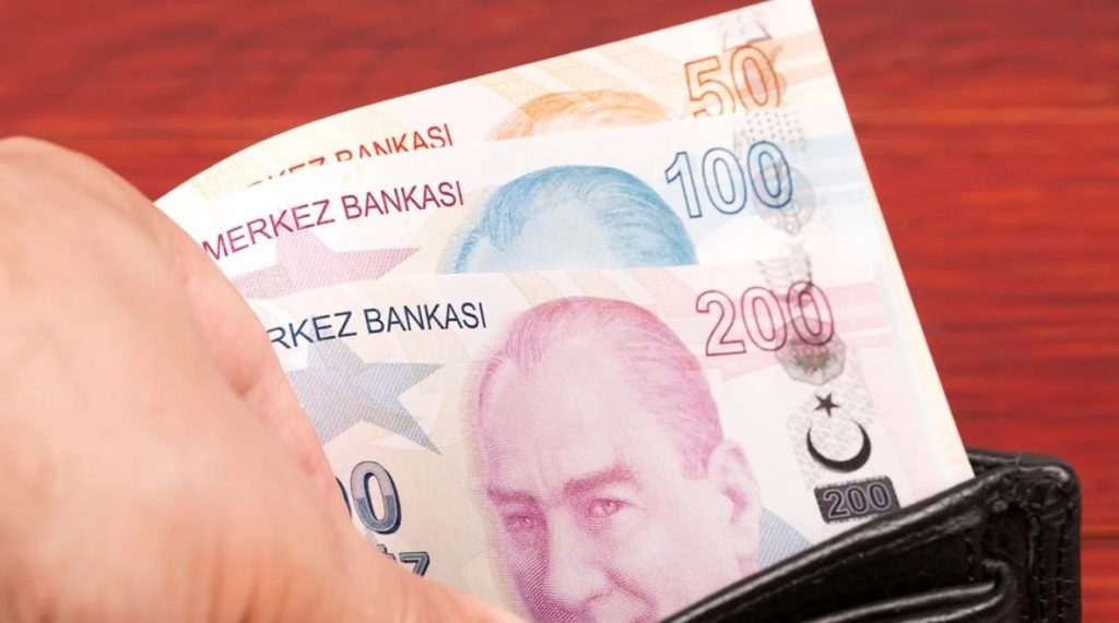 “Asgari ücretliye, emekliye, memura ara zam yapılmalı…”