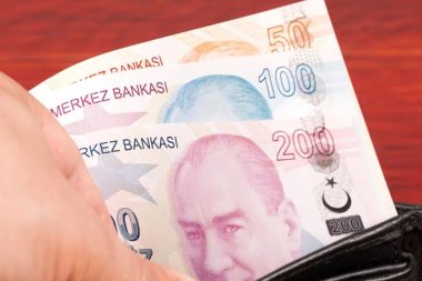 “Asgari ücretliye, emekliye, memura ara zam yapılmalı…”