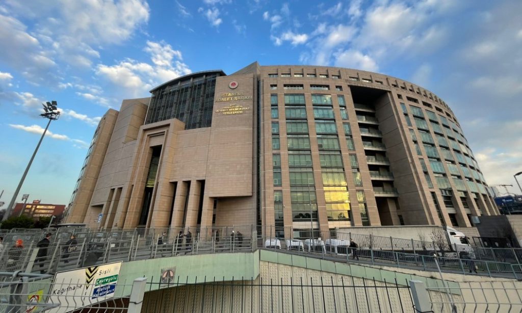 İstanbul Barosu: Meslektaşımız Eren Sönmez serbest bırakılmalıdır