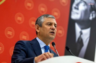 Özgür Özel: “En iyi savunma hücumdur. CHP hücuma çıkıyor”